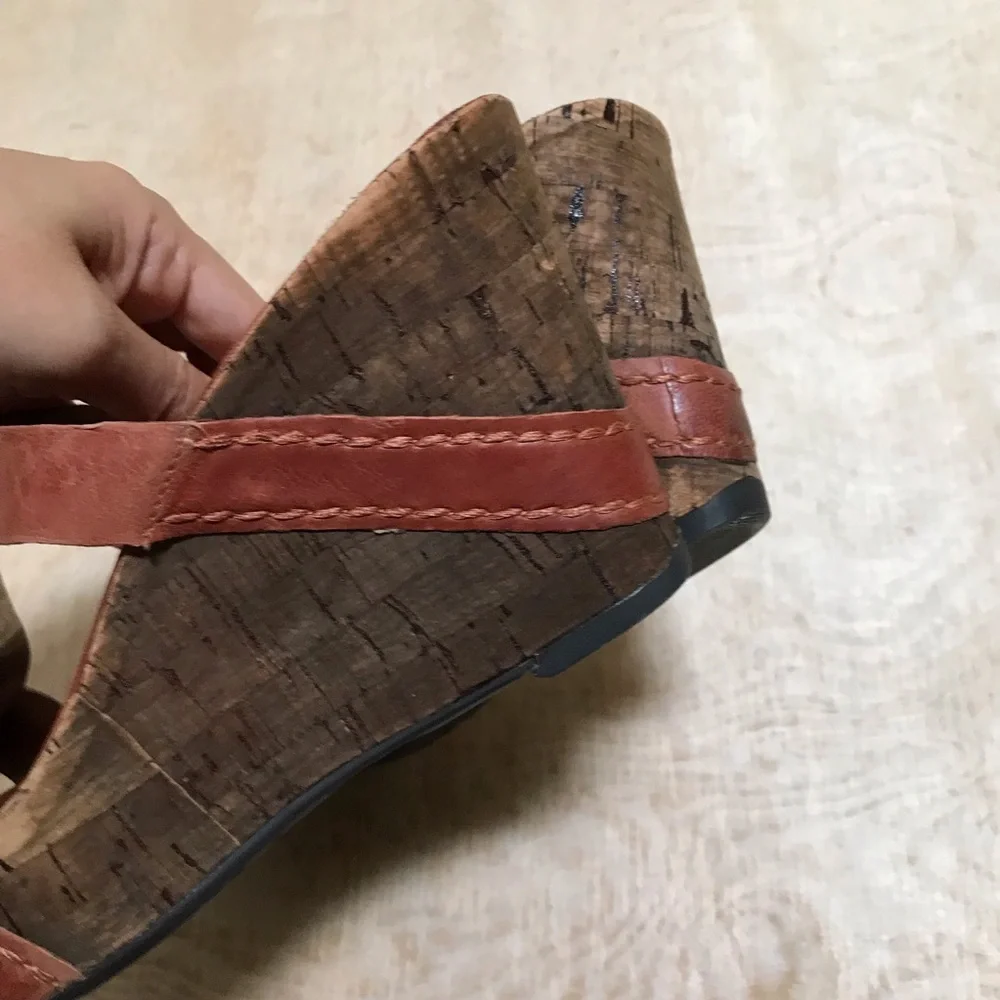 Nine West Enfete Wedges Leather Sandals Size 8